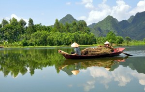 Vietnam-riverside